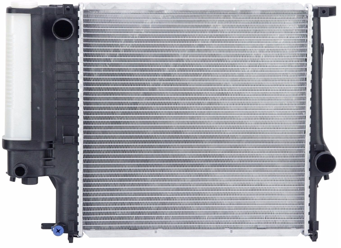 Sunbelt Radiator For 91-95 BMW 318i 1.8 | 96-99 BMW 318i 1.9 | 91-95 BMW 318is 1.8 | 96-99 BMW 318is 1.9 | 96-99 BMW 318ti 1.9