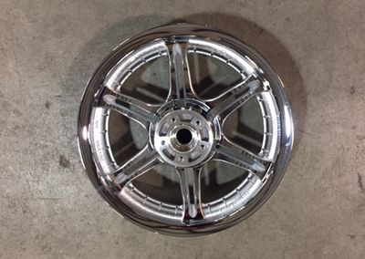 HARLEY-DAVIDSON WHEEL CHROME SLOTTED 6 SPO 43920-08